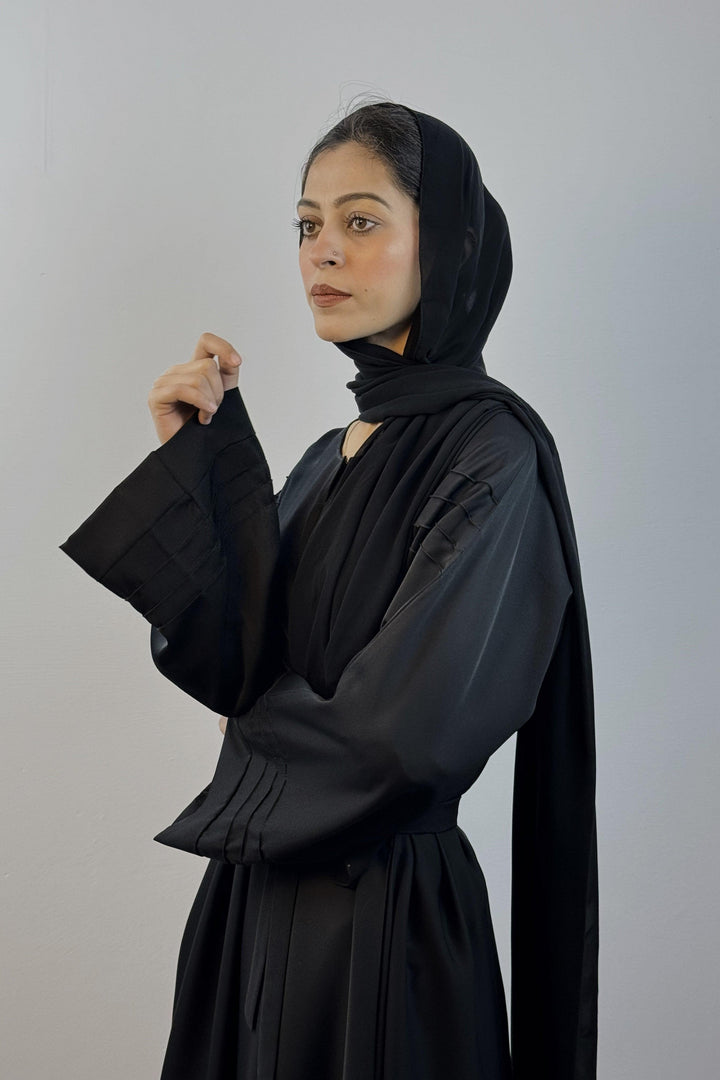 4-Pleat Luxe Closed Abaya - Halal Threads